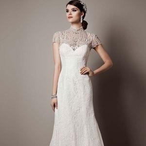 David's Bridal Galina Sheath Wedding Dress 2016